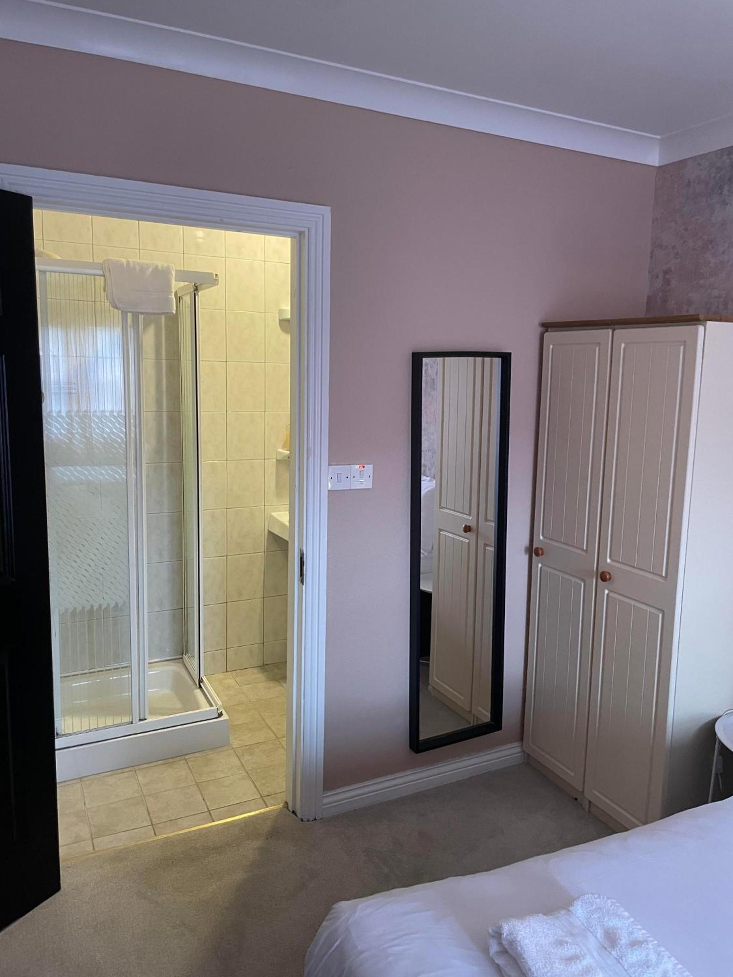 The Ivy Rooms كليفدين المظهر الخارجي الصورة