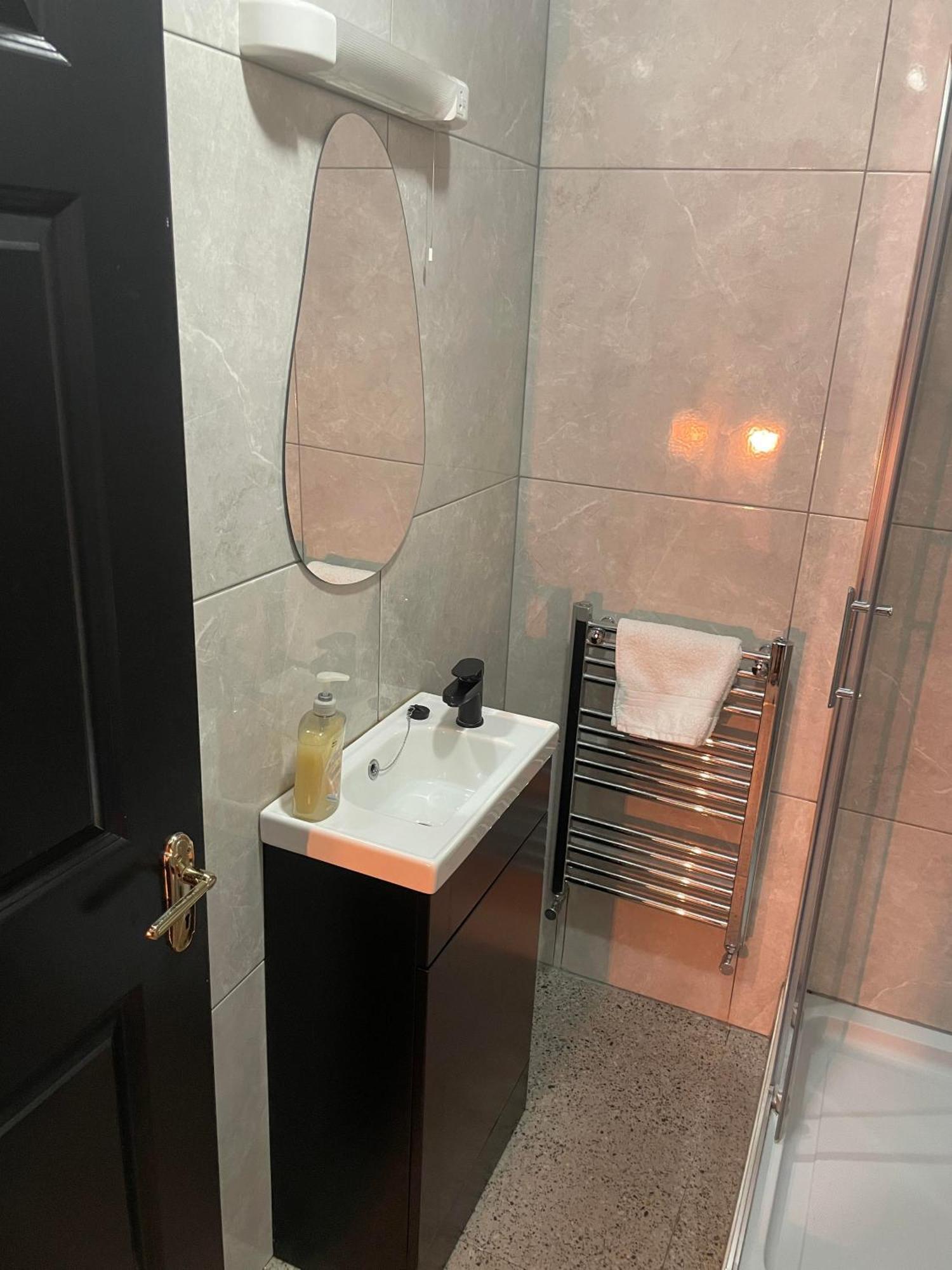 The Ivy Rooms كليفدين المظهر الخارجي الصورة
